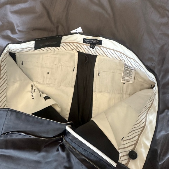 Banana Republic Rapid Movement Chinos slim fit - Picture 13 of 16